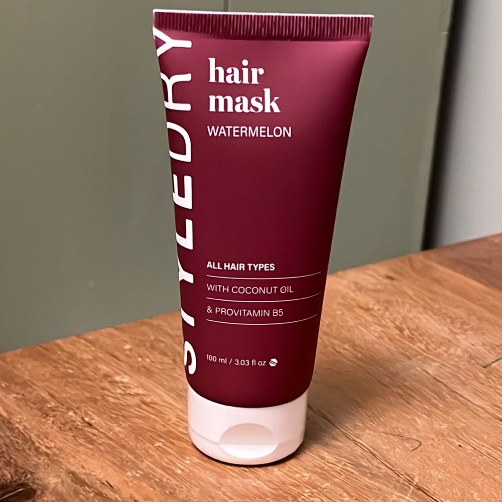 Style Dry Watermelon Hair Mask